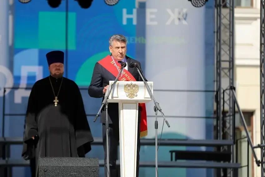 Сергей Петрин: Сегодня Почетный гражданин нашего города Иван Петрович Мошуров официально вступил в должность ректора Воронежского государственного медицинского университета имени Николая Бурденко