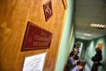 Продавец из Воронежа отсудила 132 тысячи рублей у покупателя за выбитые зубы