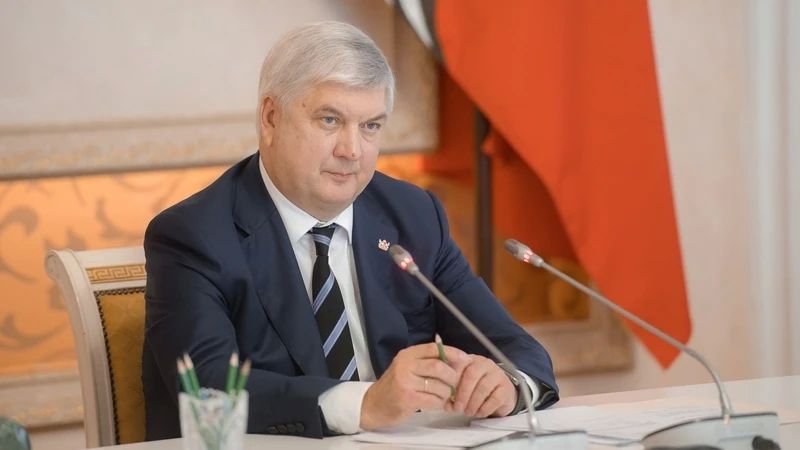 Губернатор Александр Гусев поздравил белорусских коллег, партнеров и друзей Воронежской области с Днем независимости Республики Беларусь