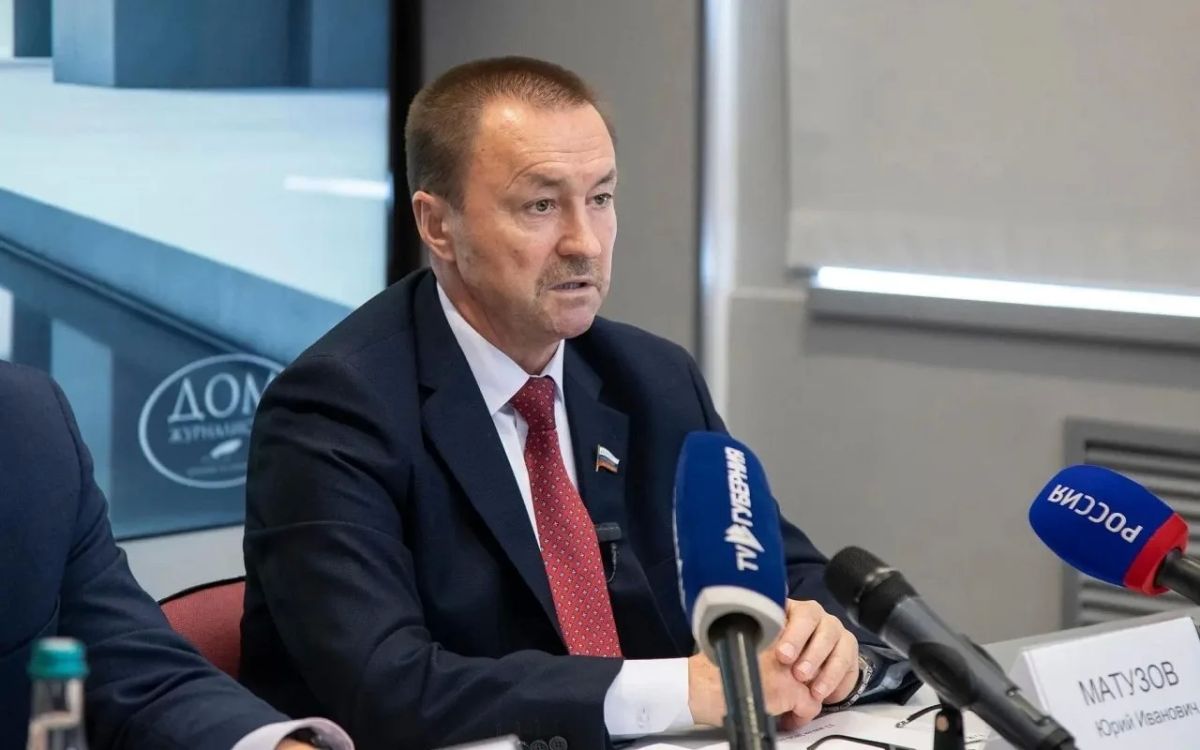 Прошлой осенью, сразу после избрания спикером Воронежской областной Думы, Юрий Матузов пообещал: региональный парламент станет открытой и прозрачной структурой