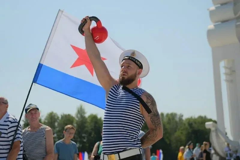 В Воронеже день ВМФ отметят грандиозным концертом и морским автопробегом
