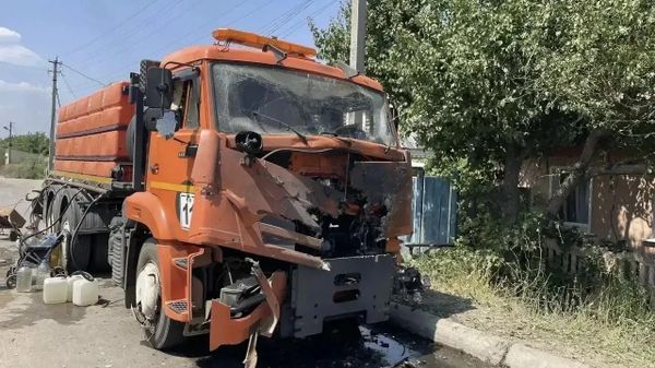 В ЛНР украинские дроны атаковали водовозку в момент раздачи воды людям