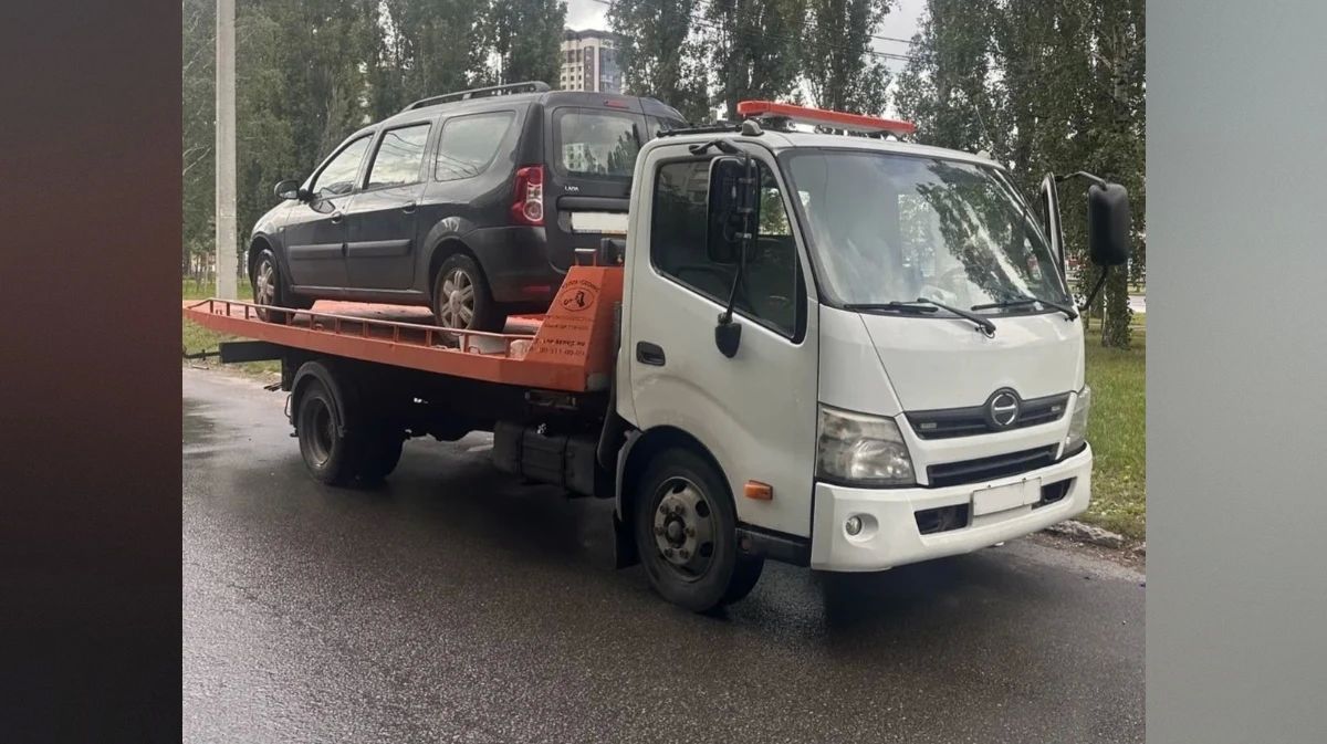 Воронежская строительная компания может лишиться автомобиля из-за долга по штрафам в 870 тыс рублей