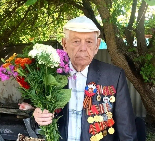 Жителю Каменского района Алексею Коровченко исполнилось 103 года