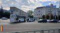 Автобус перекрыл перекресток Плехановской и Кольцовской
