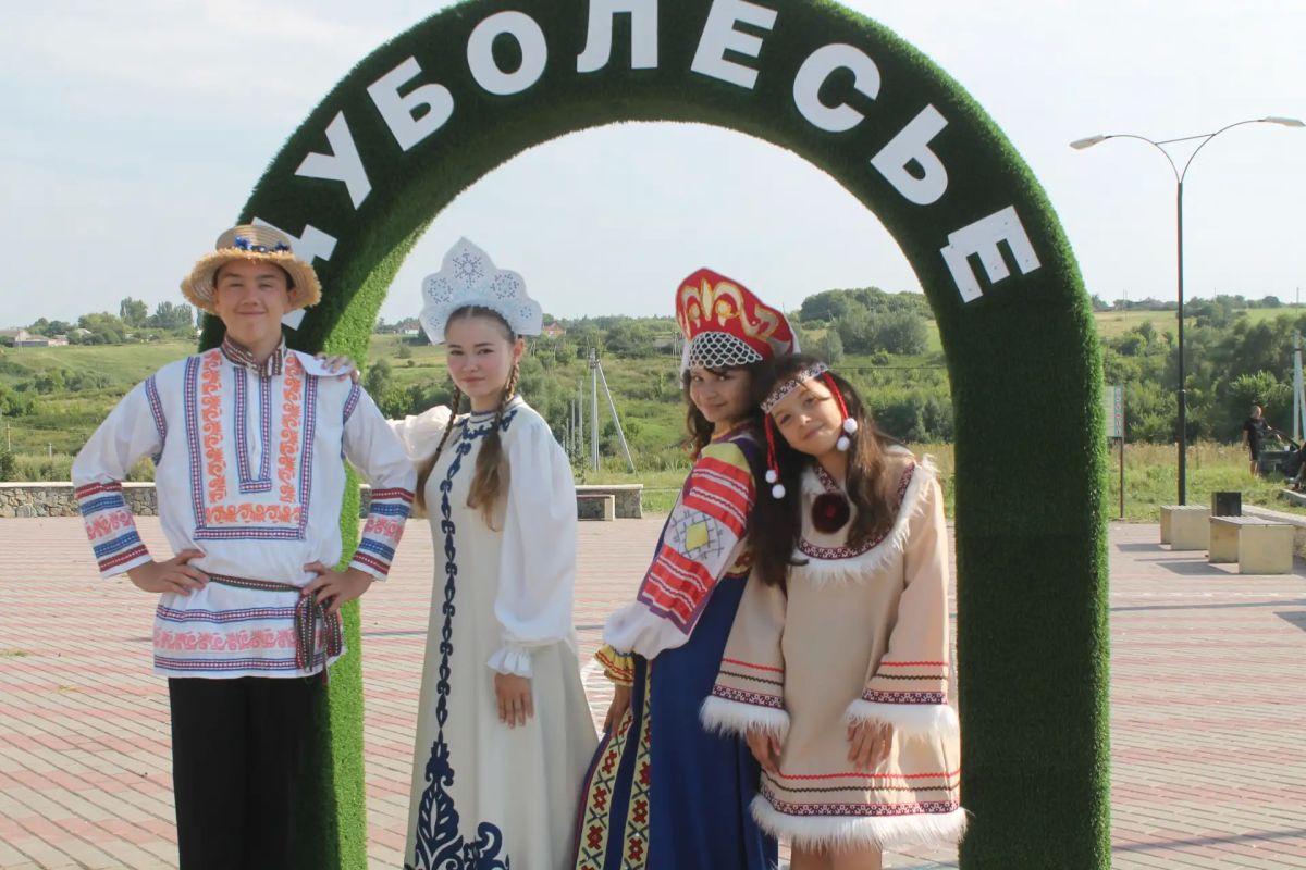 Слет сказочных Василис прошел в селе Староникольском Хохольского района