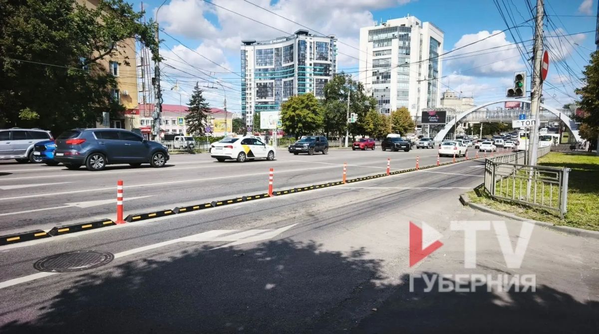 Усиленные делиниаторы установили в Воронеже у автовокзала