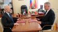 Избирком Воронежской области и региональный омбудсмен Сергей Канищев заключили соглашение о сотрудничестве