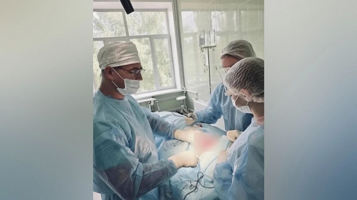 Более 10 лет воронежец жил с опухолью слюнной железы