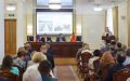 На еженедельном совещании под председательством мэра Сергея Петрина с участием спикера городской Думы Андрея Дьяченко обсудили подготовку города к отопительному сезону и международному фестивалю «Город – сад»