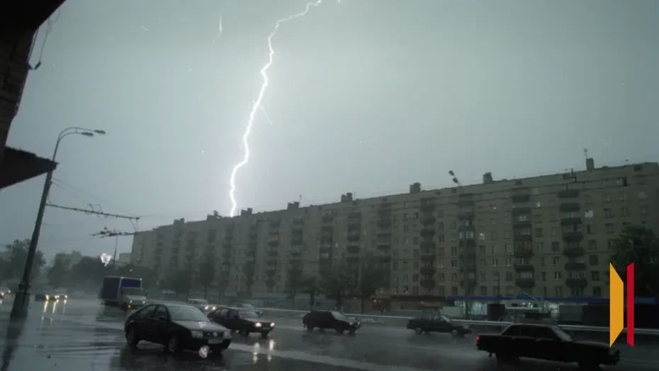 Воронежцев предупредили о грозах днем 3 сентября