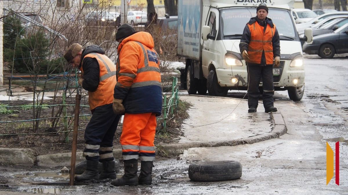 Воронежцам напомнили, какие предметы нельзя смывать в канализацию