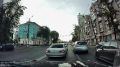Три нетерпеливых автомобилиста «прокрались» на красный и попали на видео