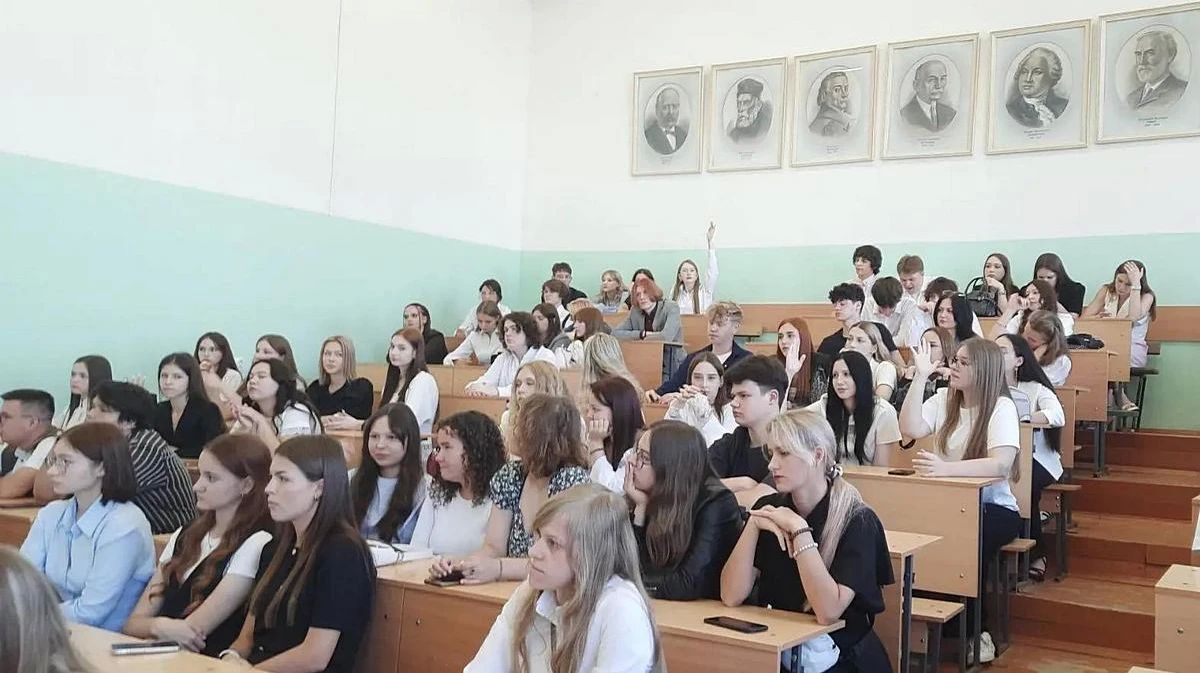 Воронежским студентам предложили практику и стажировку на крупном промышленном предприятии