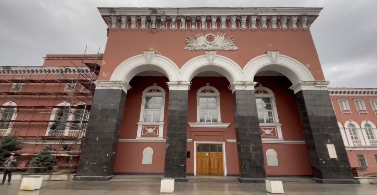 Более 2 миллиардов рублей могут потратить на реставрацию Дома офицеров в Воронеже