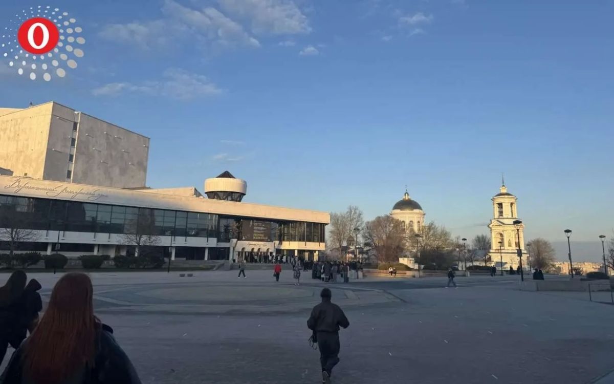 В центре Воронежа из-за угрозы удара БПЛА начали эвакуировать посетителей площадок Дня города