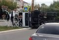 КамАЗ перевернулся возле торгового центра в Россоши