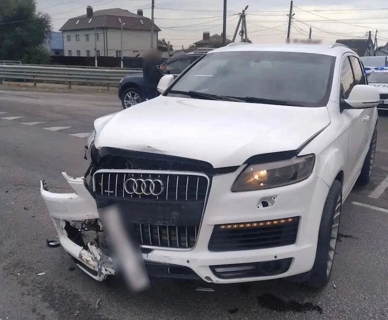 Два внедорожника столкнулись в Воронежской области
