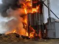 Почти за час сгорели 15 тонн сена в зерносушилке