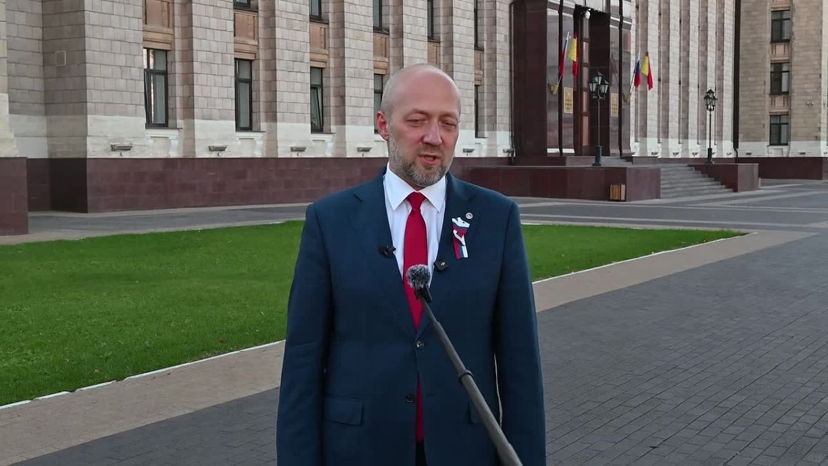 Высокую активность избирателей отметил председатель воронежского избиркома