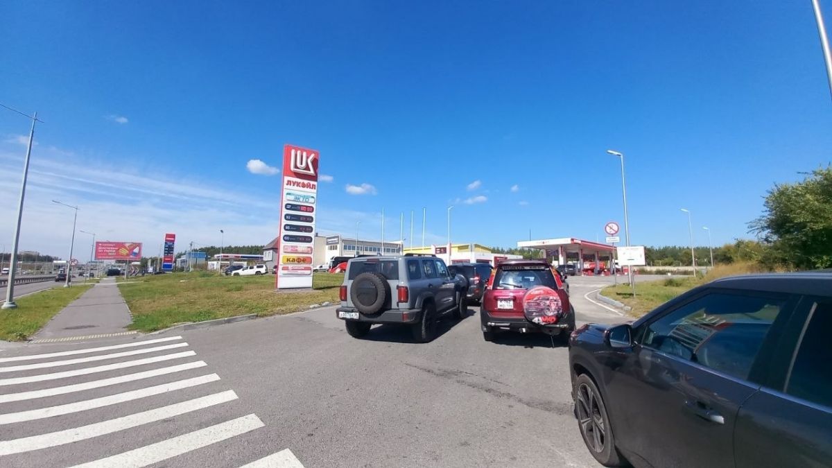 Воронежцы голосуют, но не заправляются: что происходит на АЗС столицы Черноземья в пятницу