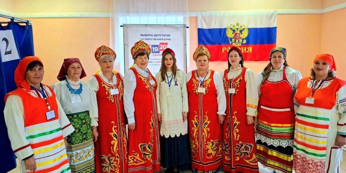 Кокошники, образы в стиле 90-х и вафельки: в избиркоме рассказали, как голосуют в последний день креативные воронежцы