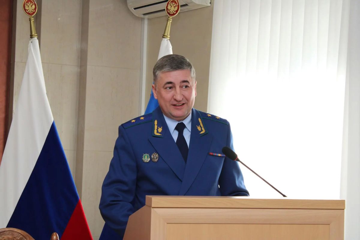 Сегодня, 21 сентября 2026 года, состоялось торжественное мероприятие, посвящённое уходу сотрудников прокуратуры области на новое место работы — старшего помощника прокурора области по взаимодействию со средствами массовой...