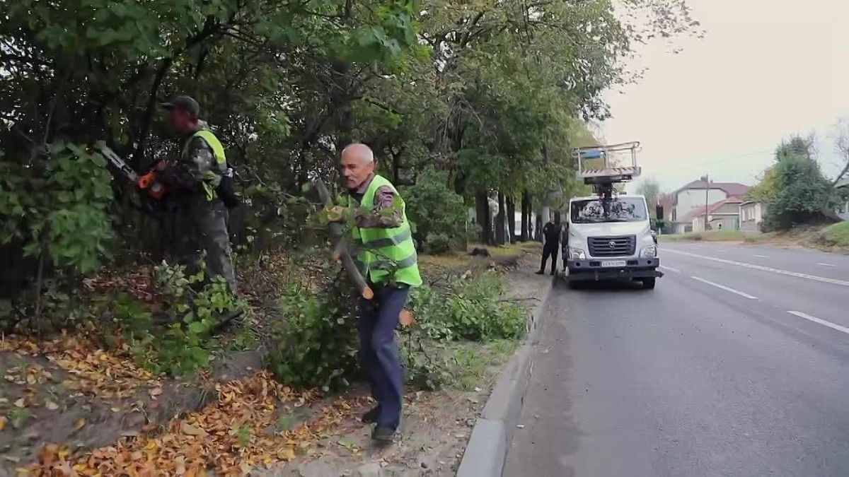 Сергей Петрин: Комбинаты благоустройства продолжают работу в круглосуточном режиме