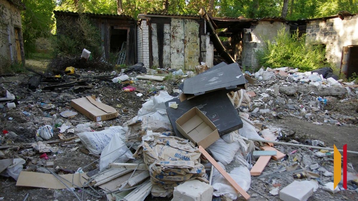 В Воронеже ИИ начал штрафовать сотрудников мэрии за грязь и мусор на улицах и рисунки на стенах