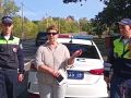 Одна секунда невнимательности – и автомобиль в кювете: урок для водителей