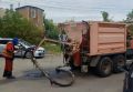 Сегодня комбинат благоустройства вышел на ремонт дорожного покрытия на улицах Кольцовской и Рылеева