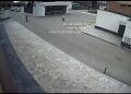 Опасные гонки по паркингу устроили дети на самокатах