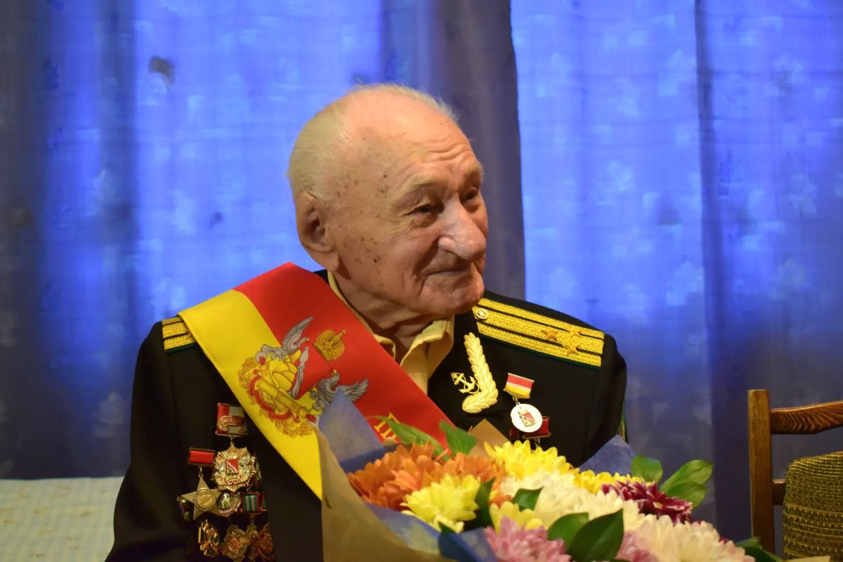 Александр Гусев: Сегодня 100-летие со дня рождения отмечает участник Великой Отечественной войны, почетный гражданин Воронежской области Александр Павлович Мозговой