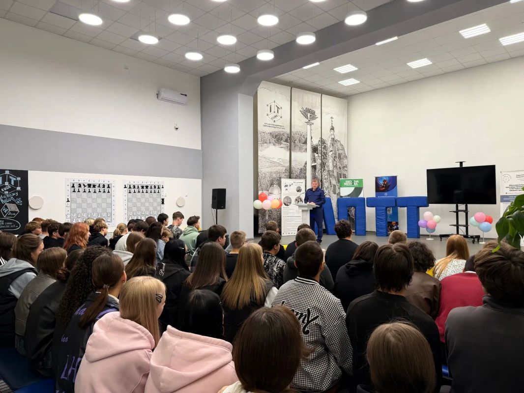 Лискинская межрайонная прокуратура провела лекцию на тему: «Измена Родине – тягчайшее преступление»