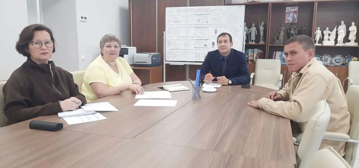 Развитие сельских территорий — один из приоритетов региональной политики: новые дома, инфраструктура и комфортные условия жизни становятся реальностью благодаря слаженной работе всех участников строительного процесса