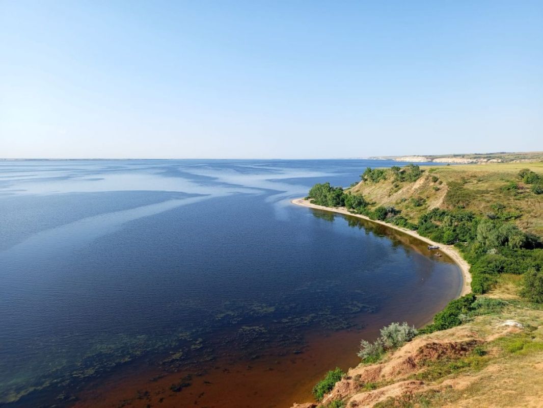 Спасатель плыл 25 км к воронежскому рыбаку на Волге, но помочь ему не удалось