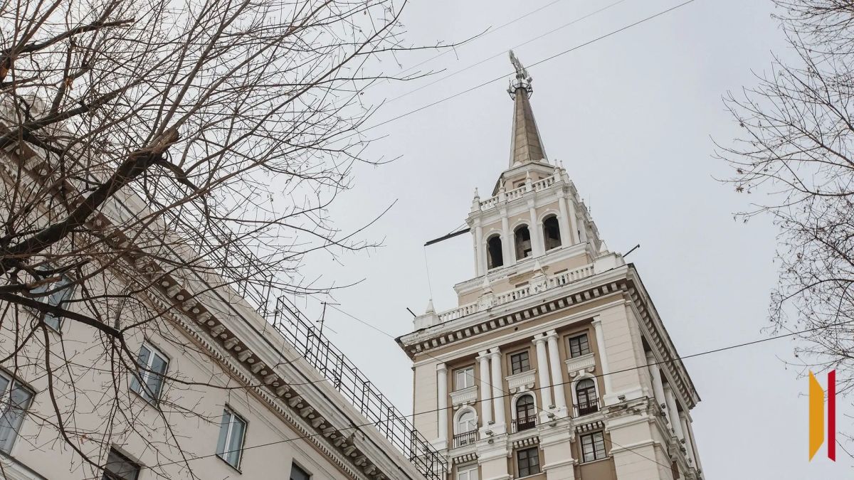 Дому с башней на улице Кольцовской возвращают исторический вид