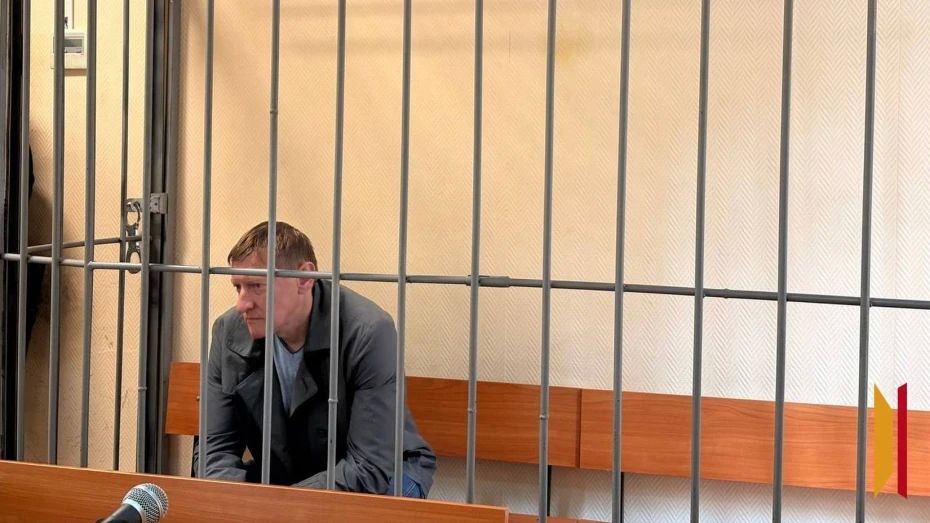 Евгению Шишкину и Александру Киму, обвиняемым в мошенничестве, изменили формулировки увольнения