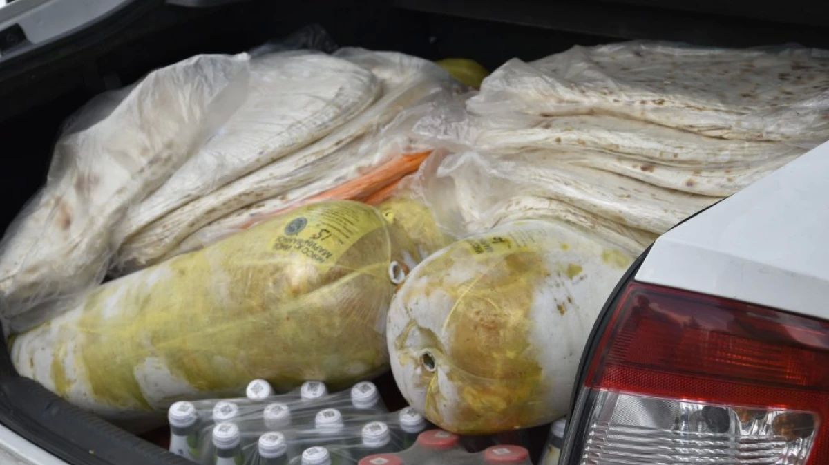В Воронеже 3 мужчин поставляли в шаурмичные опасное мясо