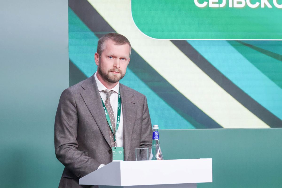 Алексей Сапронов представил опыт поддержки плодородия почв в Воронежской области
