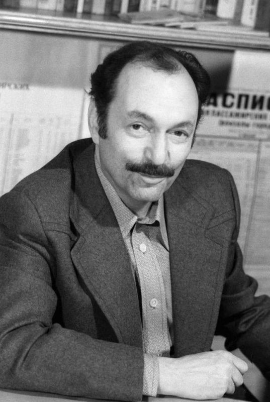 Маэстро советского детектива, который дежурил в МУРе и выезжал на места преступлений