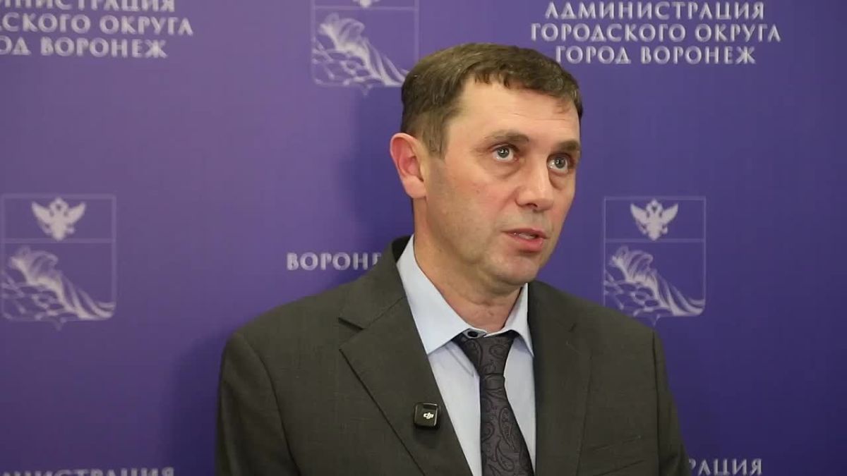 Тема остановок, которые появляются по маршруту метробуса, интересовала и корреспондента издания «Труд Черноземья» Марию Смирнову