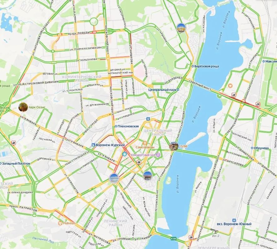 Воронежцы не могут добраться домой из-за жутких пробок