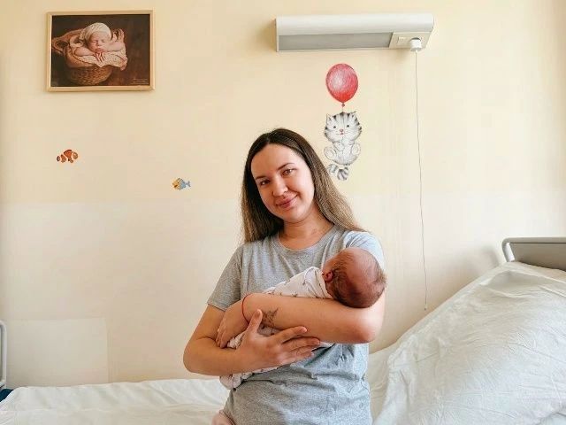 Врачи ВОКБ №1 спасли жизнь беременной женщине с опасным тромбом