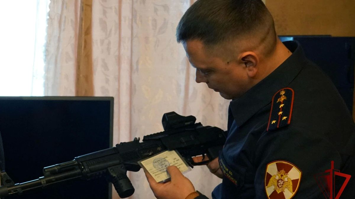 Воронежские росгвардейцы за 5 дней изъяли из оборота 17 единиц оружия