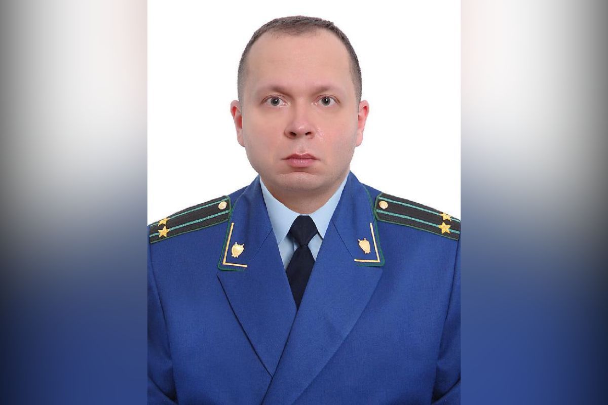 Бывший прокурор Семилукского района Смирнов избежал наказания за злоупотребление полномочиями
