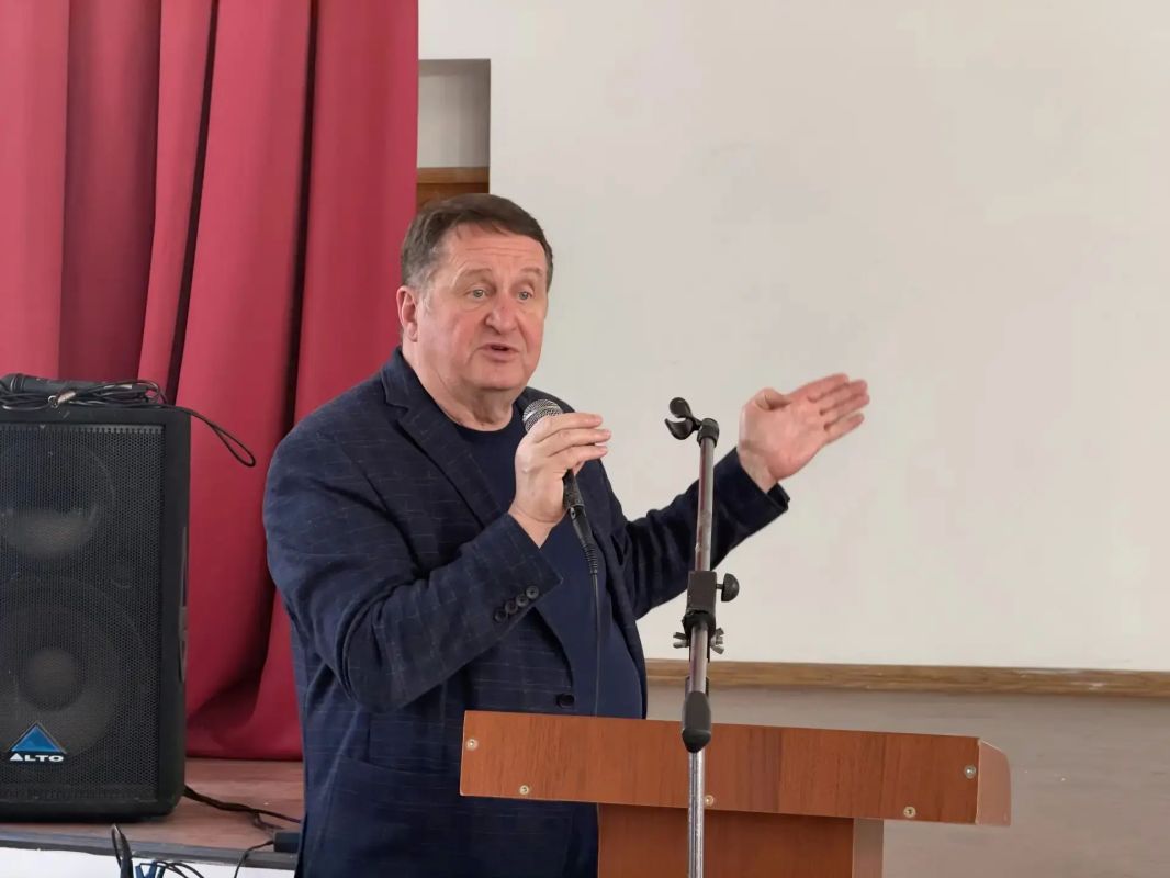 В стенах гимназии имени академика Н.Г. Басова прошла встреча, которая заставила многих школьников по-новому взглянуть на врачебное дело.
