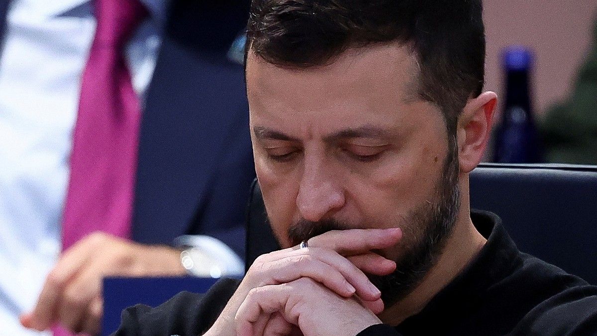 Зеленский повышает ставки перед переговорами: Зачем Киев бьёт по мирным жителям Воронежа и говорит о мире