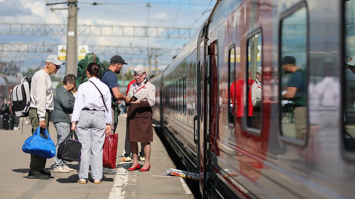 На станции Сомово получил повреждения вагон поезда Анапа — Москва