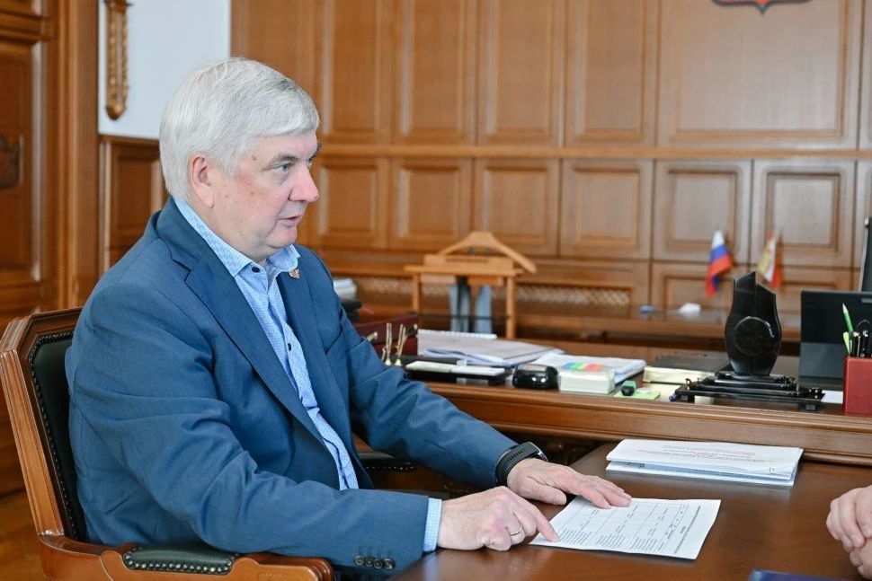 В Семилукском районе построят футбольное поле с беговыми дорожками